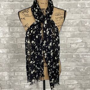 ONAM In-Bloom Scarf in Night Botanical